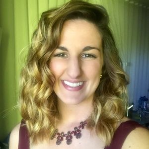 Meet your Posher, Mckenzie